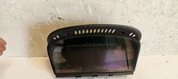 BMW 5 E60 E61 Screen/display/small screen 6952328 65826952328 E60CIDHIGH