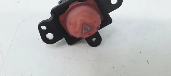 Nissan Almera Tino Hazard light switch 06016