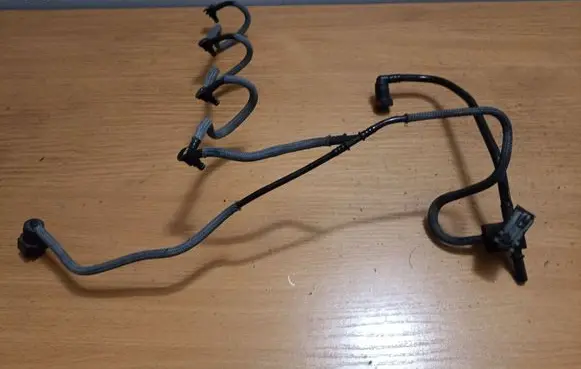 Renault Master II Fuel return line/hose 8200503234 8200747947