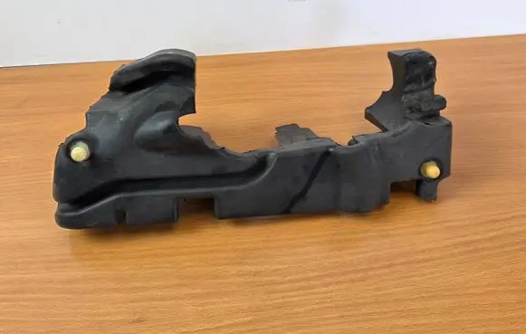 Ford Focus Other engine bay part JN1Q9U550AF
