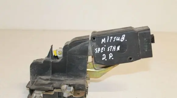 Mitsubishi Space Star Front door lock