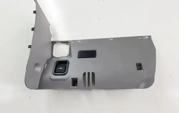 Dashboard lower bottom trim panel