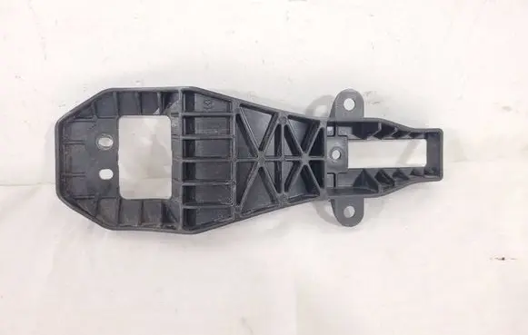 Mazda CX-7 Rear door exterior handle/bracket EG2172412 K6805