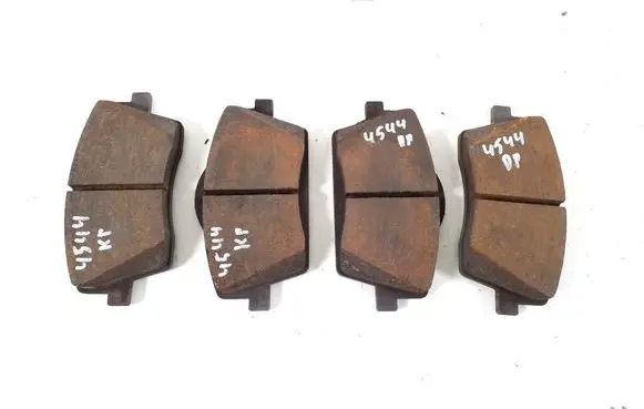 Volvo XC40 Brake pads (front) 31471410