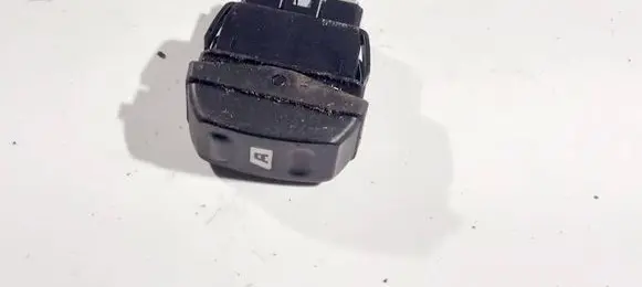 Citroen Xsara Picasso Electric window control switch 22681