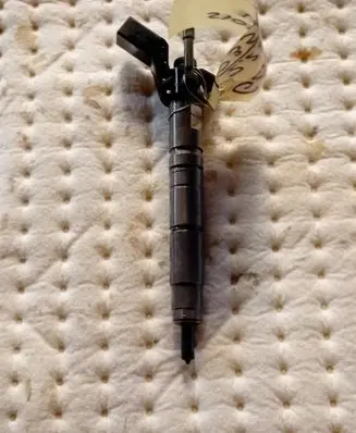 Mercedes-Benz GLK (X204) Fuel injector 0445117035 A6510702987