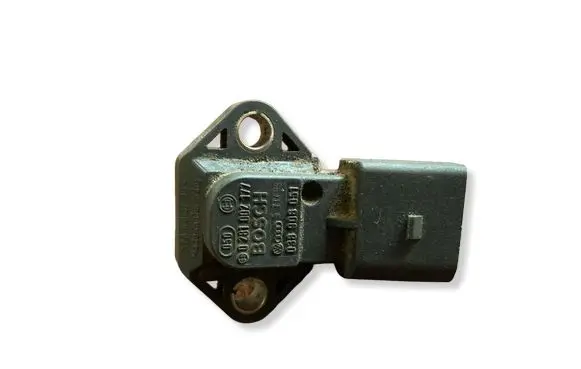 Volkswagen PASSAT B5 Air pressure sensor 038906051