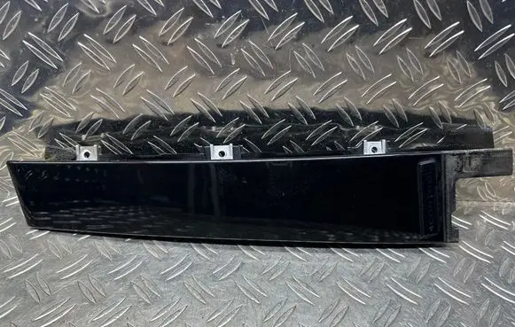 Renault Talisman Rear door glass trim molding 822823464R