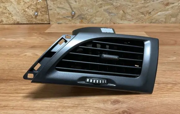 Renault Megane III Dashboard side air vent grill/cover trim 