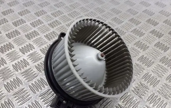 Mazda 6 Fan set HB111GP9EA02