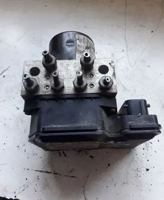 Opel Insignia A ABS Pump 13332549