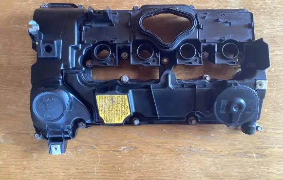 BMW 3 E90 E91 Rocker cam cover 7553626