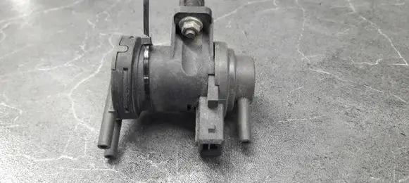 Renault Scenic I Electromagnetic valve 