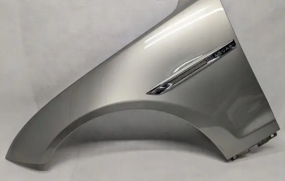 Jaguar XJ X351 Fender