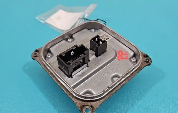 Infiniti Q30 Headlight ballast module Xenon A2228700789 IMPRK1470260