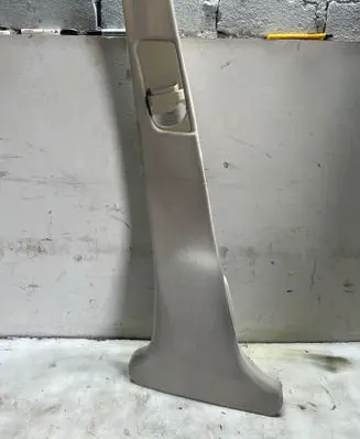 Mercedes-Benz E W211 (A) pillar trim A2116902725
