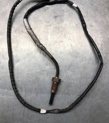 Audi A4 S4 B9 Exhaust gas temperature sensor 04L906088EQ