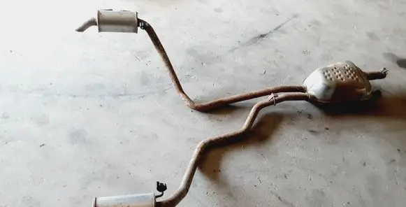 Land Rover Discovery 3 - LR3 Muffler/silencer DAM038