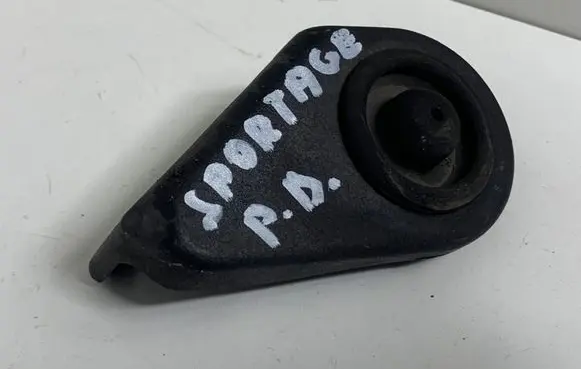 KIA Sportage Radiator mount bracket