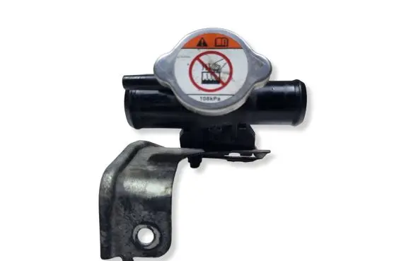 Mitsubishi ASX Coolant expansion tank/reservoir cap PA66GF30
