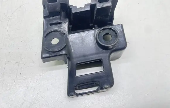 Volkswagen Golf VI Rear bumper mounting bracket 5K6807393A 1355D301308