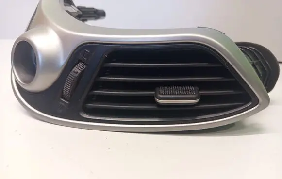 Hyundai ix35 Dash center air vent grill 974102S900