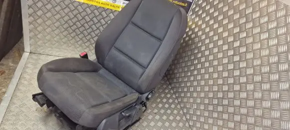 Audi A4 S4 B6 8E 8H Front driver seat 8300481