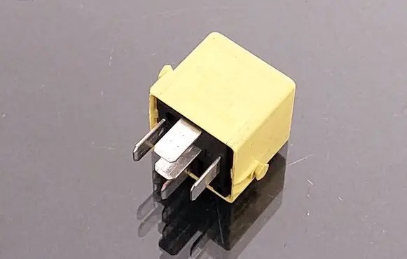 Mercedes-Benz Sprinter W901 W902 W903 W904 Other relay A0025421419