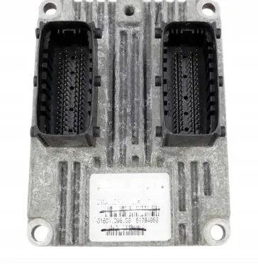 Fiat Grande Punto Engine control unit/module 51784956 5SF3M1