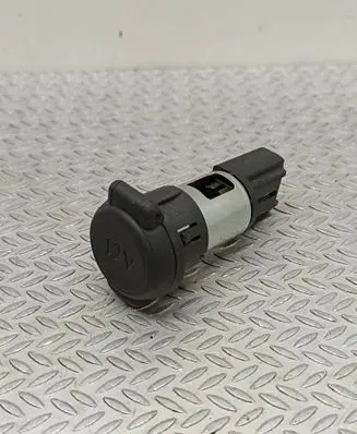 Toyota Proace 12 V Socket (front) 9665277677 A00339