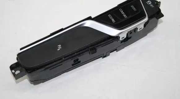 BMW 5 G30 G31 G38 Traction control (ASR) switch 6843924