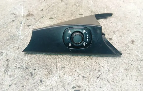 Porsche Cayenne (9PA) Wing mirror switch