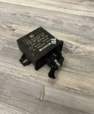 Mercedes-Benz E W211 Light module LCM A2118203226 5DF00827800 0000649341