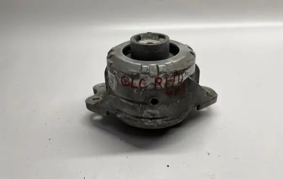 Mercedes-Benz GLC X253 C253 Engine mount bracket A2052407900