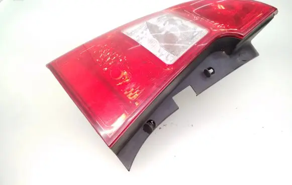 KIA Carens II Rear/tail lights 924011D0L