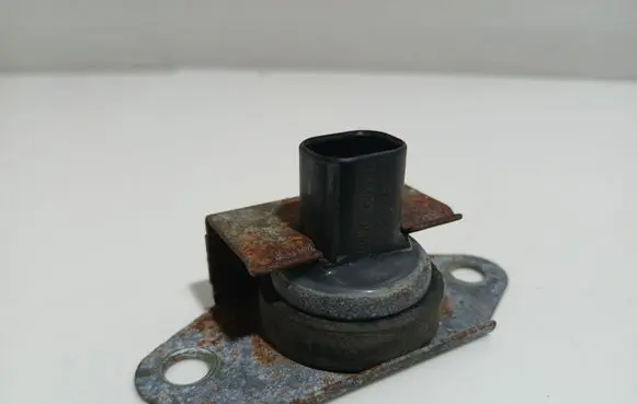 BMW 7 E65 E66 ESP acceleration yaw rate sensor 1095326