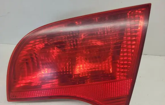 Audi A4 S4 B7 8E 8H Tailgate rear/tail lights 8E9945094 484502 ULO749002