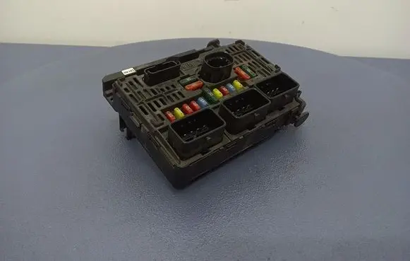 Peugeot 407 Fuse box set 9656086080