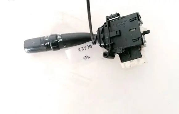 Toyota Avensis Verso Indicator stalk 173650
