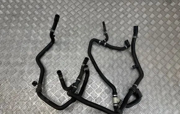 Ford Kuga II Engine coolant pipe/hose GV618548EB