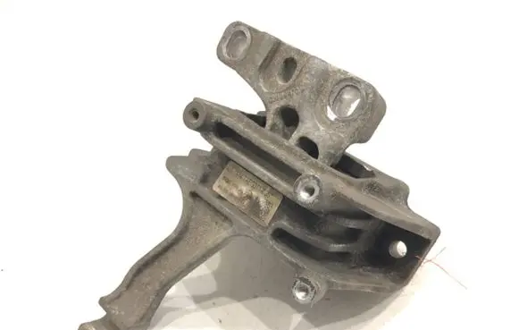 Skoda Octavia Mk3 (5E) Engine mounting bracket 5Q0199262BJ