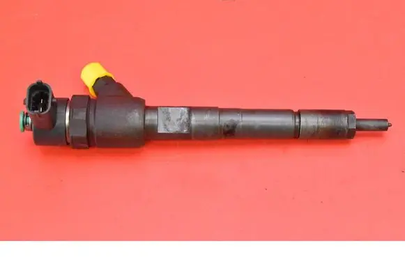 Fuel injector