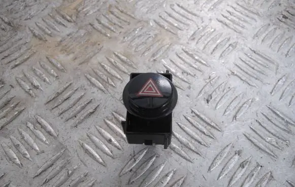 Toyota Auris E180 Hazard light switch AURISIIPRZYCISKAWA