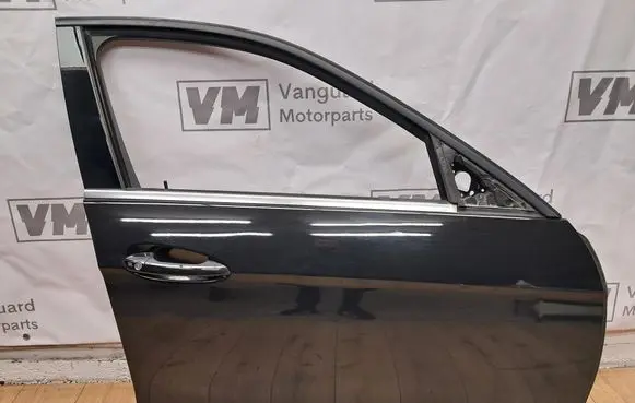 Mercedes-Benz E W212 Front door A2127220200 A2127250910 A2129009328