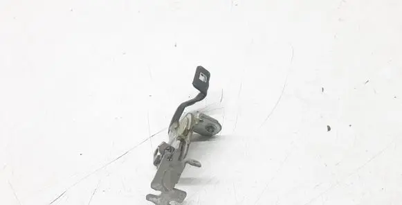 Toyota Avensis Verso Fuel tank opening switch 