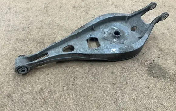 BMW 3 E46 Rear control arm 33326781625 6781625 33321094889