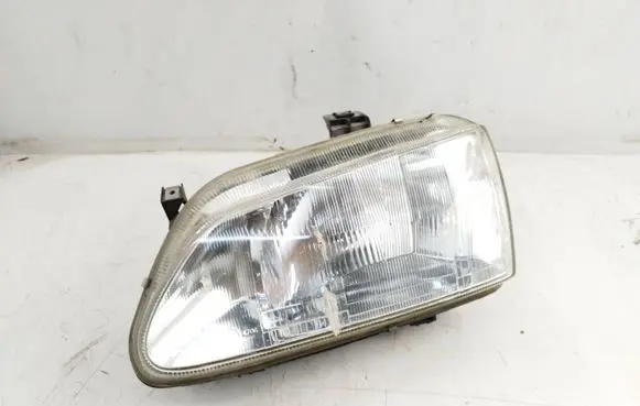 Renault Megane I Headlight/headlamp 88204648 085794 05W43