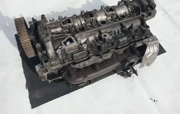 Peugeot Partner III Engine head 9812313410 9830580480