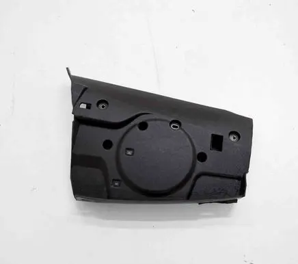Maserati Quattroporte Dashboard lower bottom trim panel 05108294AA1 FA00AAH86680