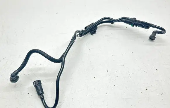 Volvo XC60 Vacuum line/pipe/hose 32312087 8890880370 32312083